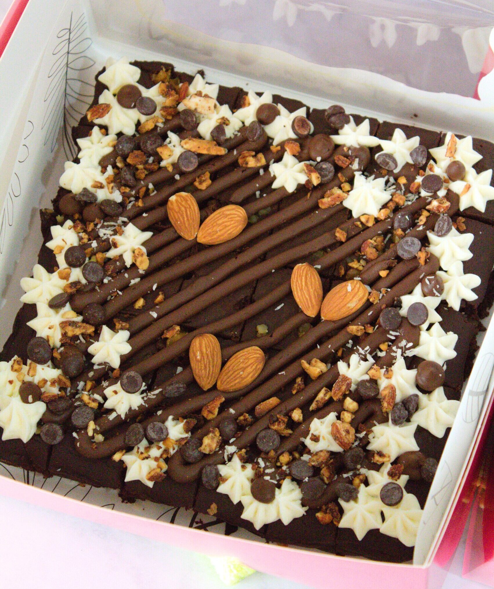 BROWNIE BOX